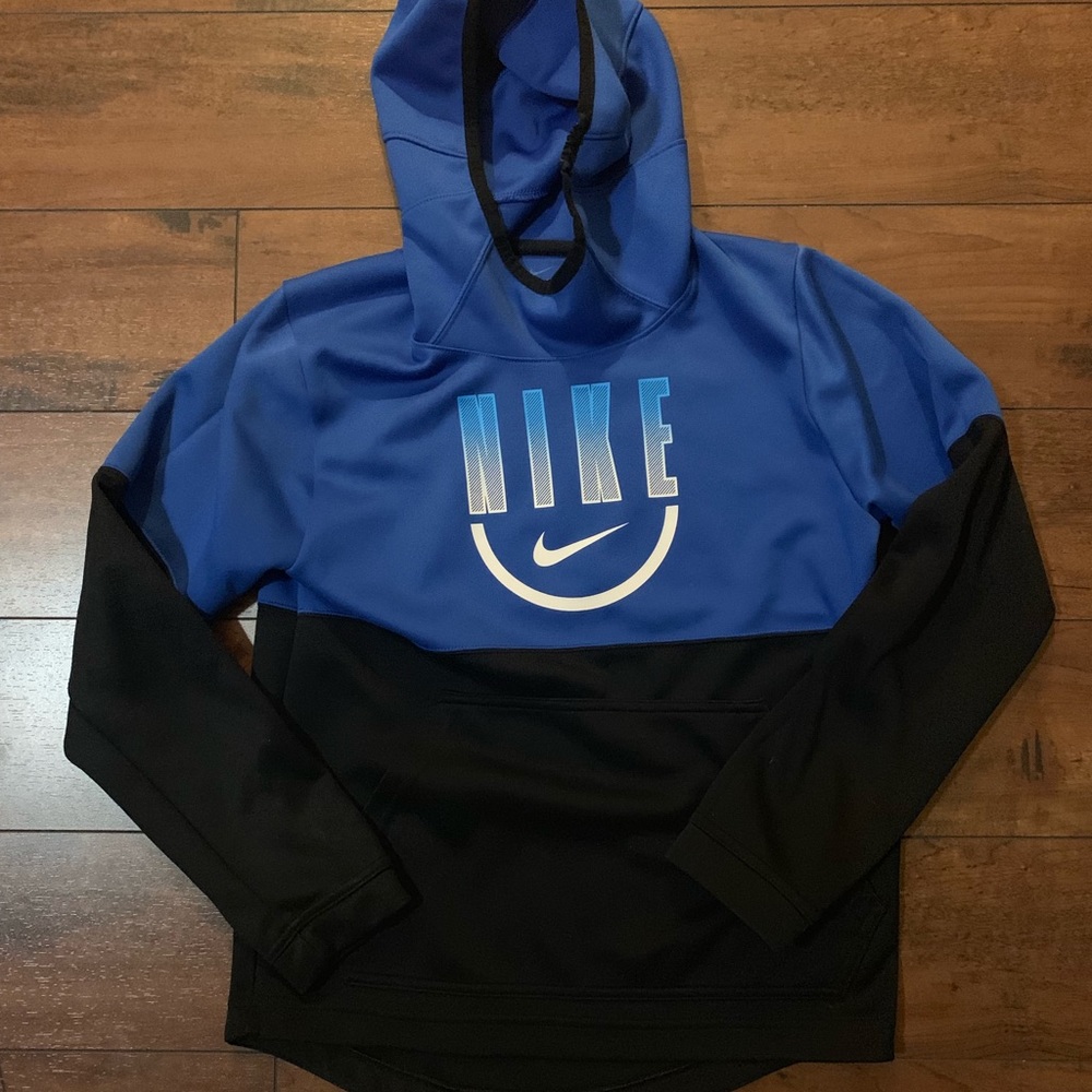 Boys Nike sweatshirt